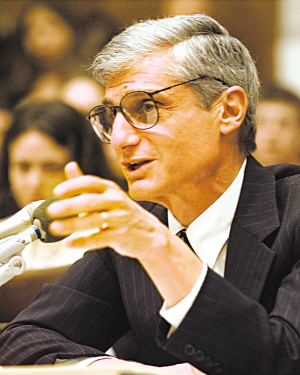 ��ǰ�Ƴ�³�����λ������м��Ŷ��³�