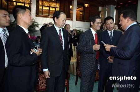 9��25�����磬���ڱ������ʵ�ί��������ͳ��Τ˹����һ������齵ĵ���̨�����ݻ������ʯ�͡�ͨѶ��ũҵ�����������õ����������ʮ��λ�й���ҵ���ܣ���ʱ������Сʱ���ֳ��칫�������ν��������ί��������չ��ó�����������⡣�����緢�γ��� ��