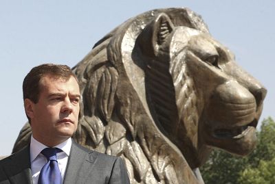 ����ͳ÷��Τ�ܷ������̬��������ʨ��ǿӲ�� �»�/·͸