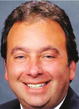 不堪金融危机欧美两亿万富翁同日自杀身亡(图)