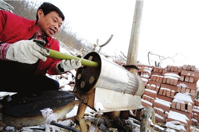 ������ԱΪ��ѩװ����װ�⻯�����������߷�������