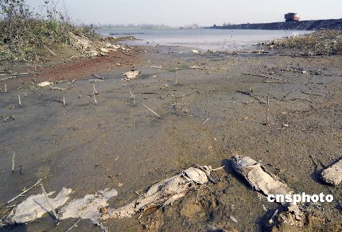 7ʡ��1.43��ĶС���ܺ�370������ˮ�Խ�(ͼ)