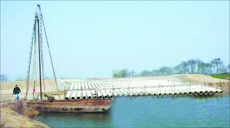 ����ˮ���������Ⱦʼĩ����ˮ�ѳɺ�ɫ