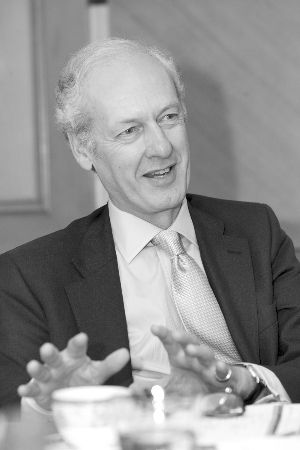 ��Ӣ���ͷ��ء�������Ͷ�ʹ��л�������